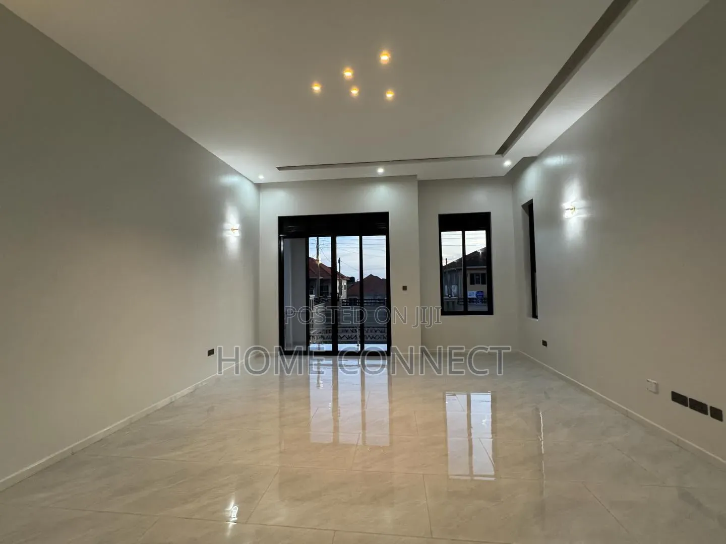 4bdrm Bungalow in Akright Estate, Central Division for sale
