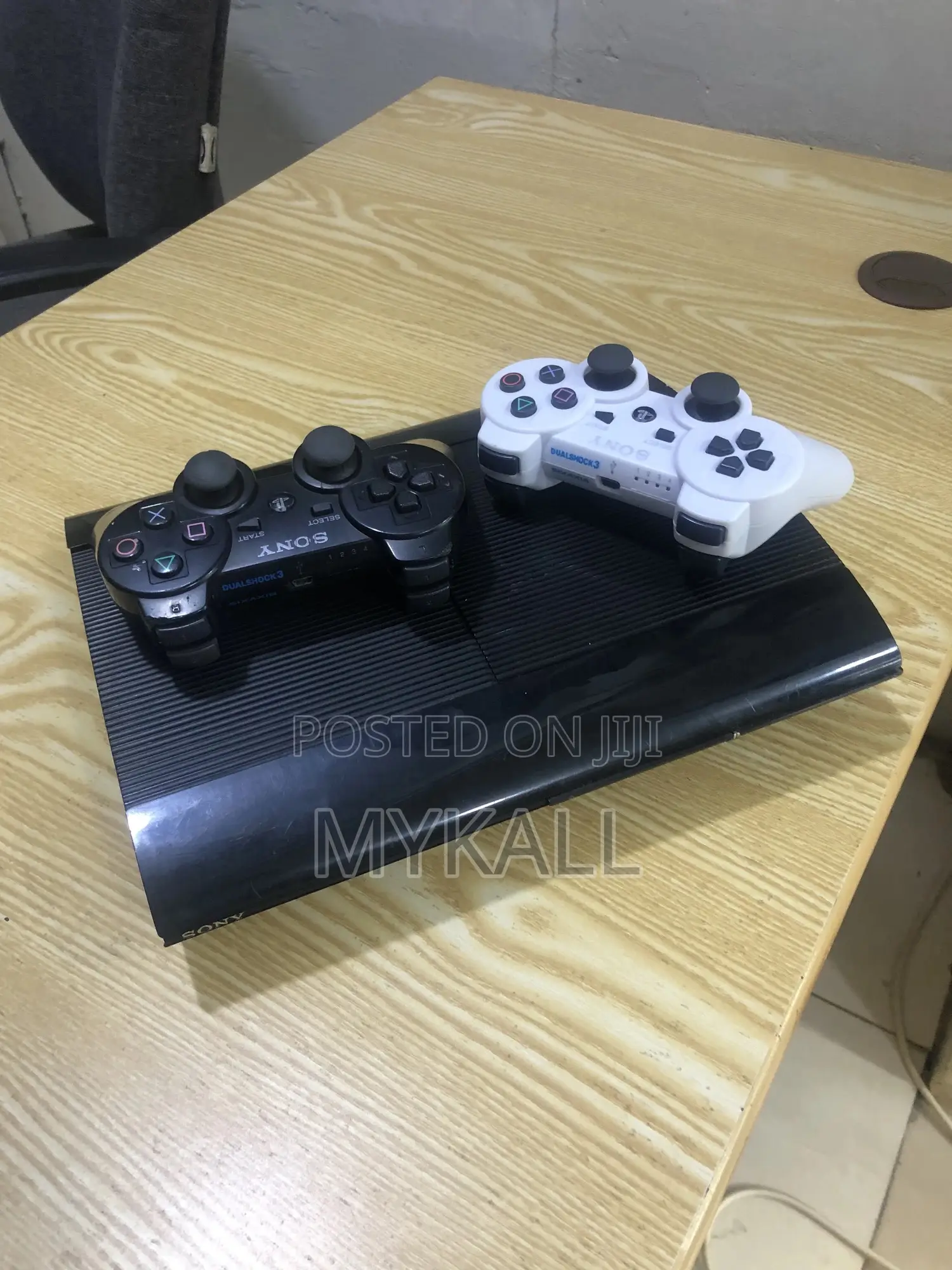 Ps3 Super Slim, 2controllers, 20 Games