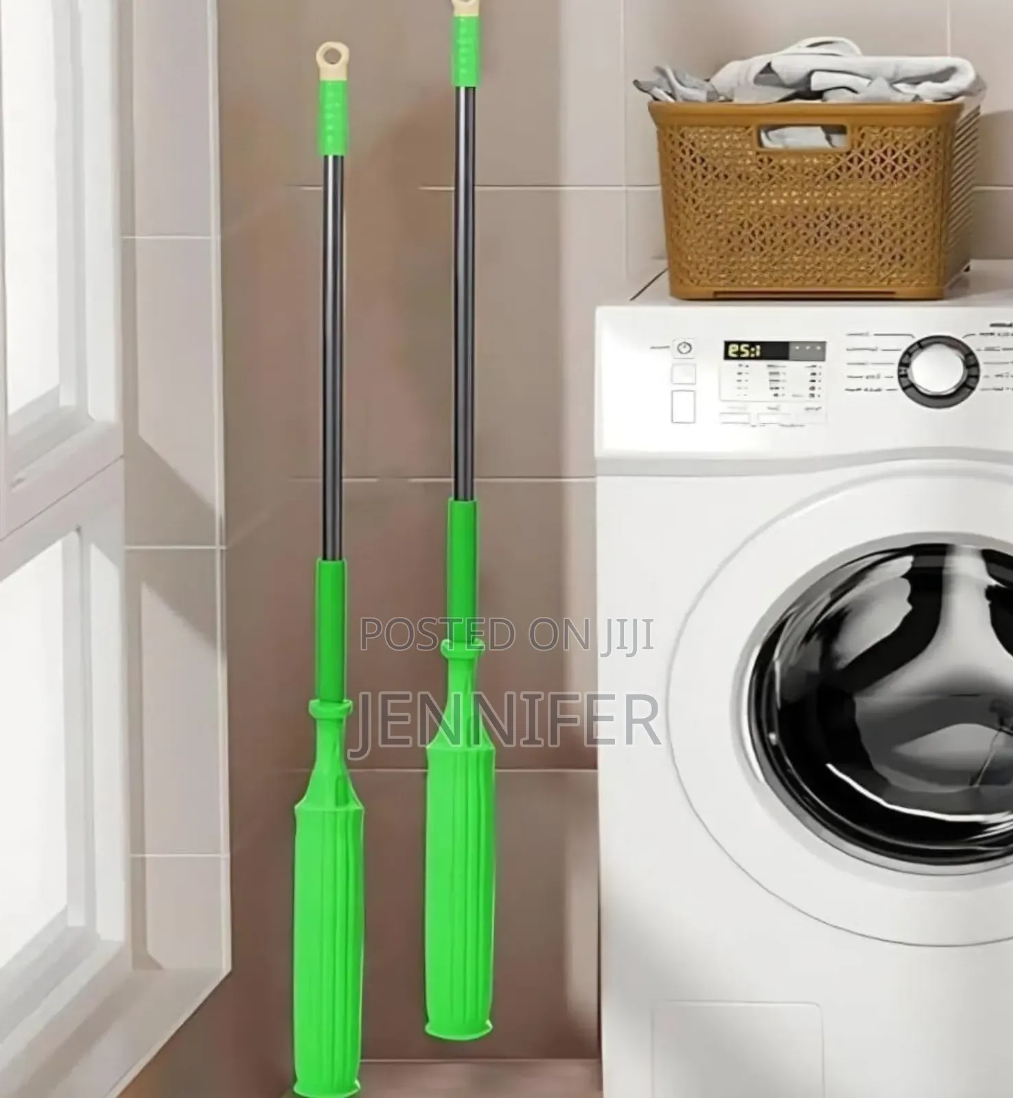 Self-Wringing Twist Mop