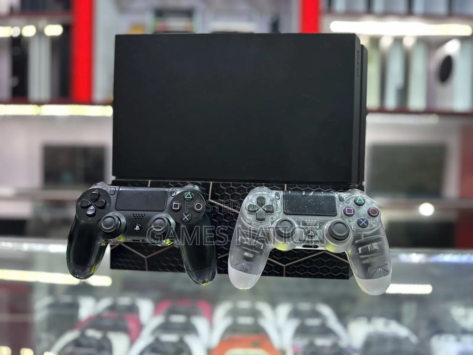 Ps4 With 2 Pads 10 Games