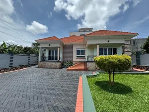 4bdrm Bungalow in Garuga Estate, Central Division for sale