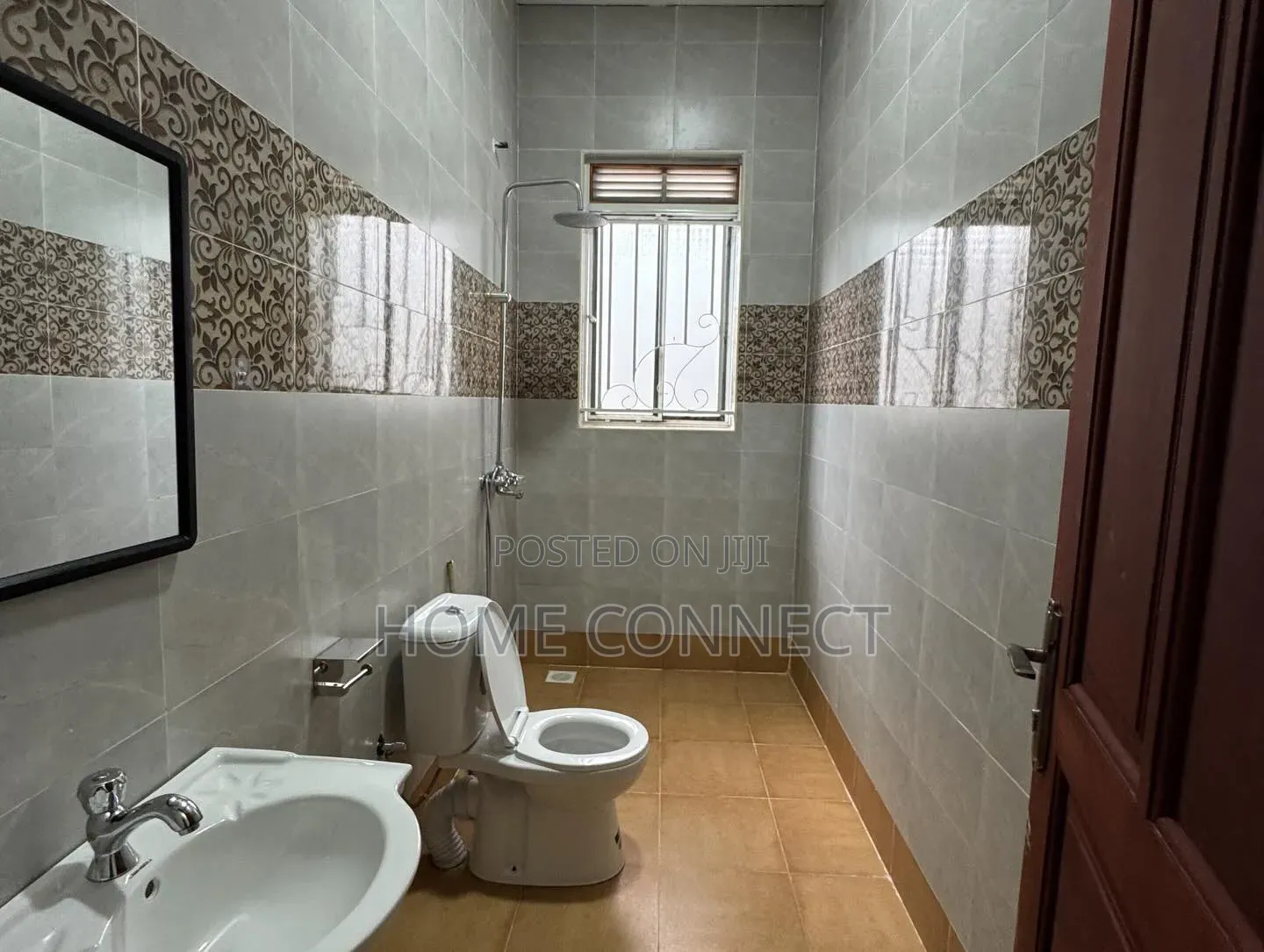 4bdrm Bungalow in Garuga Estate, Central Division for sale