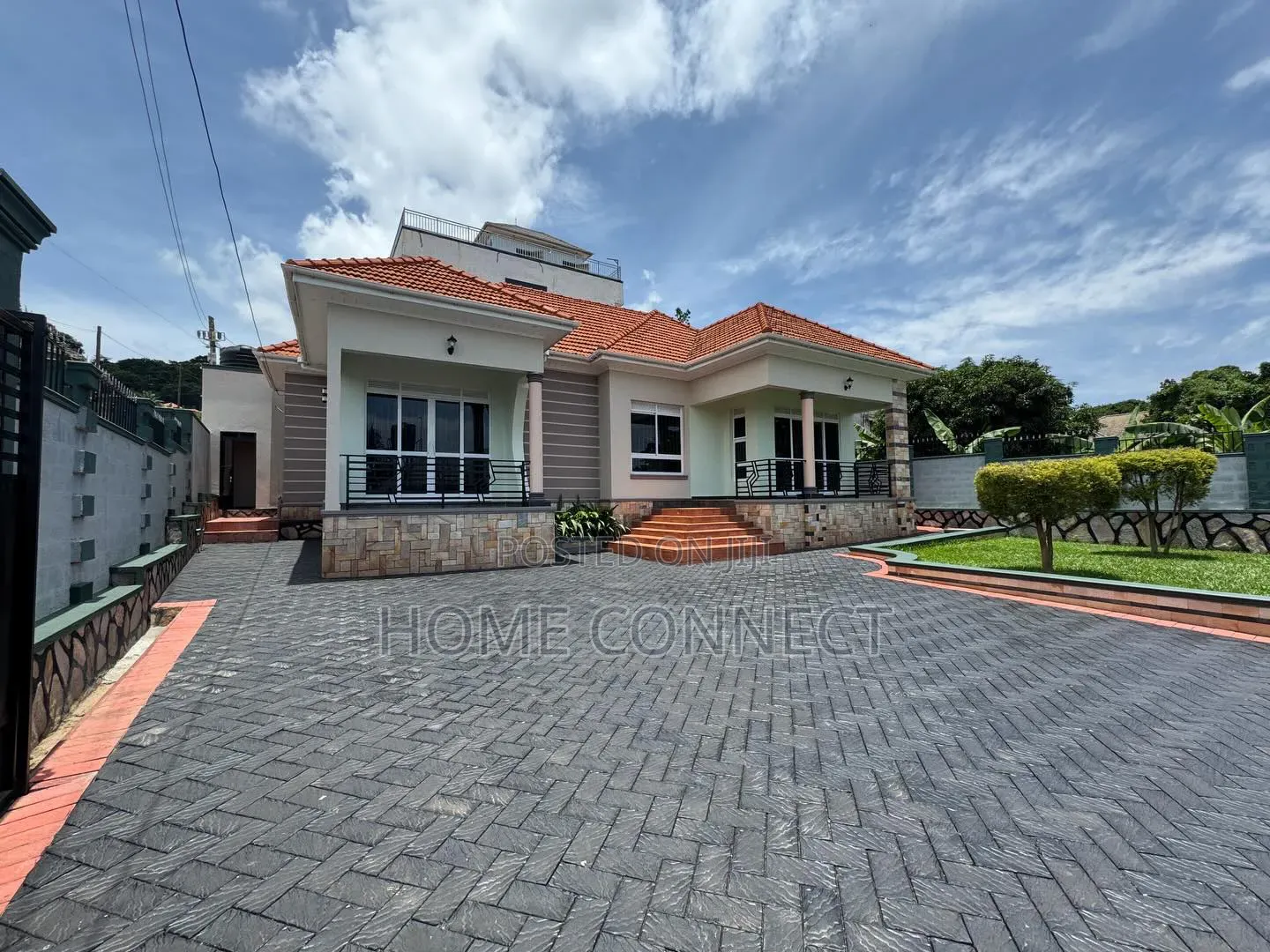 4bdrm Bungalow in Garuga Estate, Central Division for sale