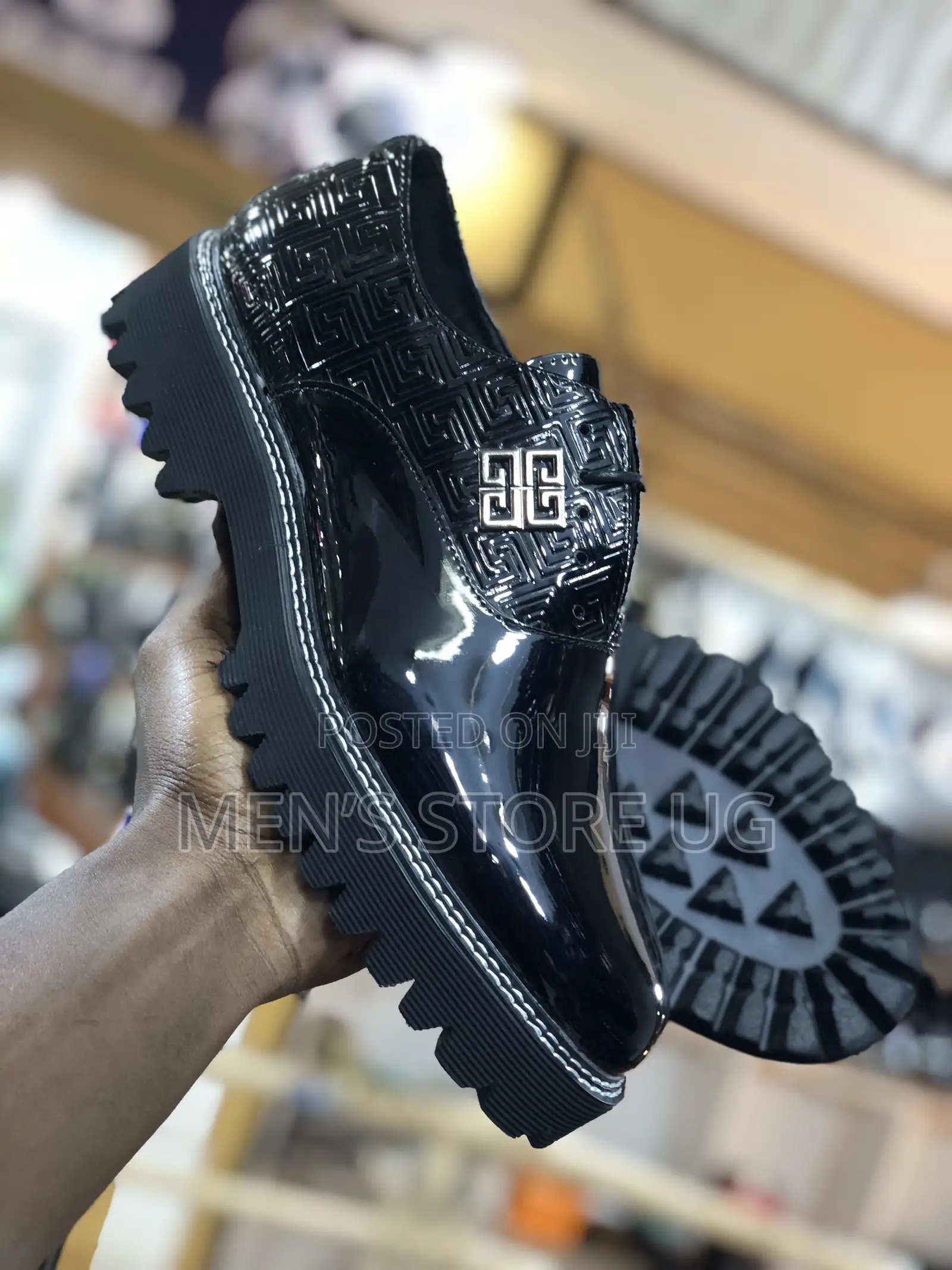 Classic Clean Off Oxford Big Sole Shoes