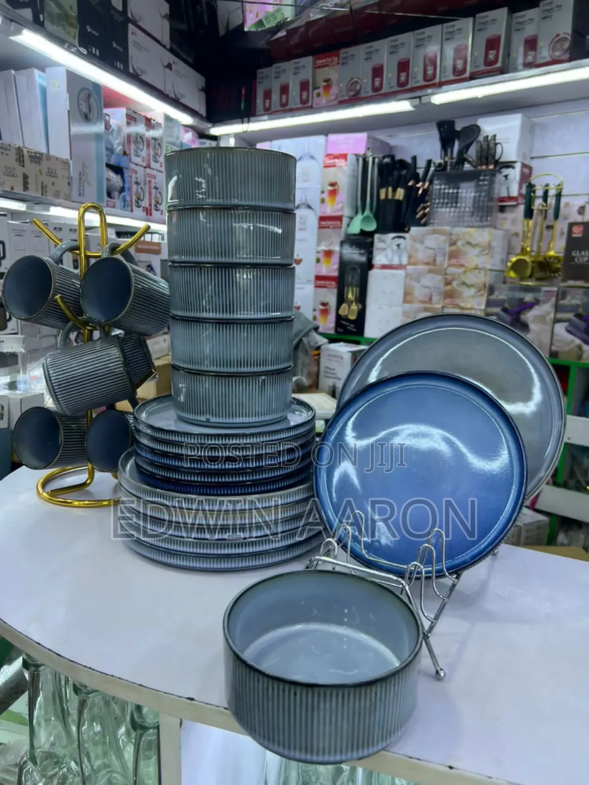 48pcs Luxury Ceramic Dinner Set