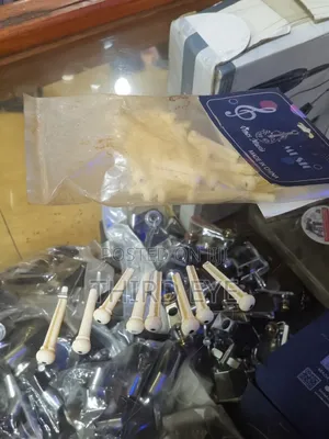 Acoustic Guitar Pins (Full Set)