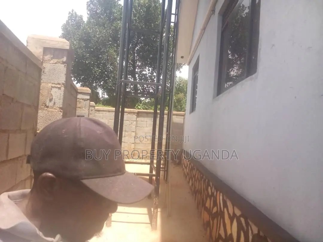 1bdrm Apartment in Kiti, Central Division for rent