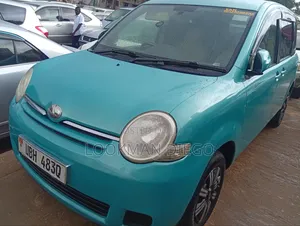 Toyota Sienta 1.5 AWD 2007 Blue