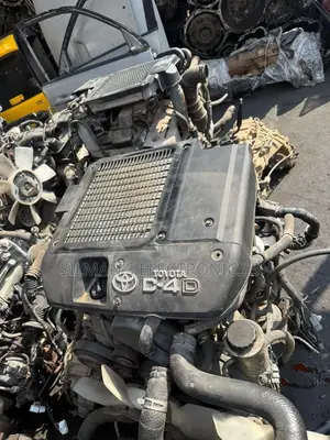 Japan Used Hilux 2kd D4-D Diesel Engine Complete