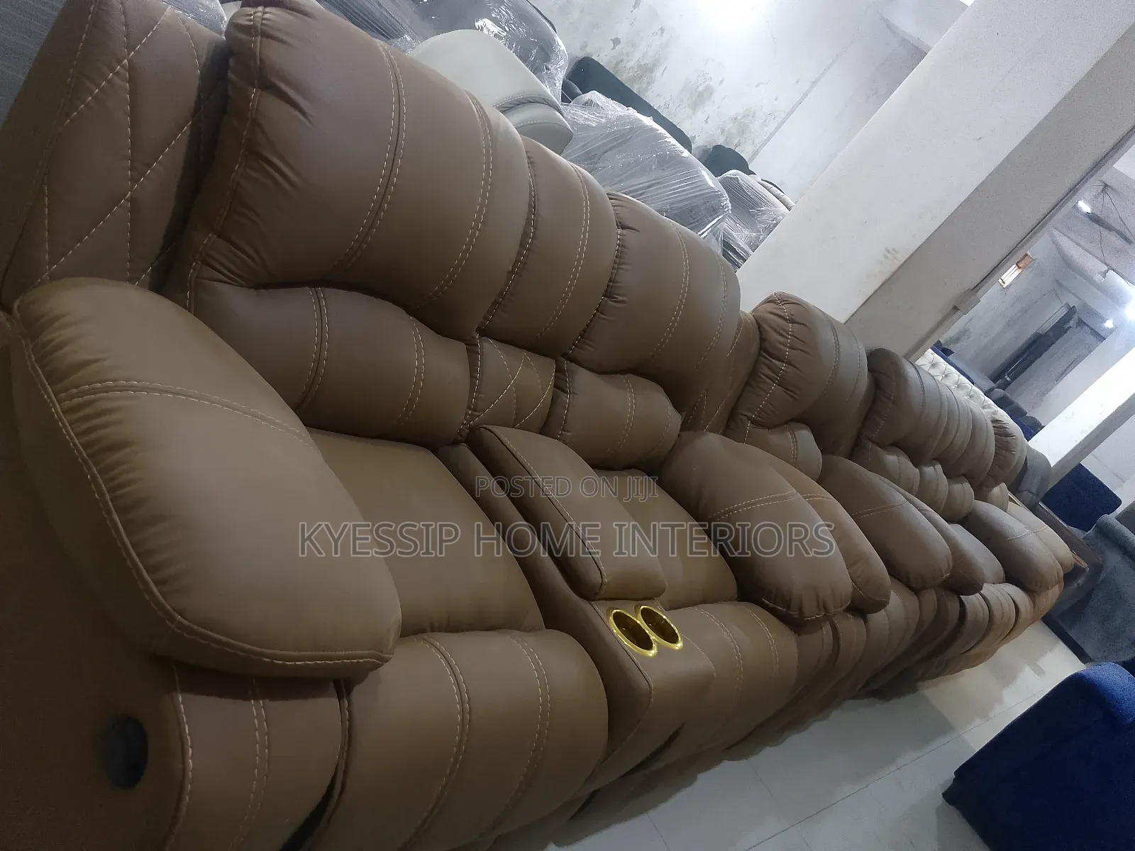 Luxurious 7 Seater Sofa Set, Pure Leather and Fibre