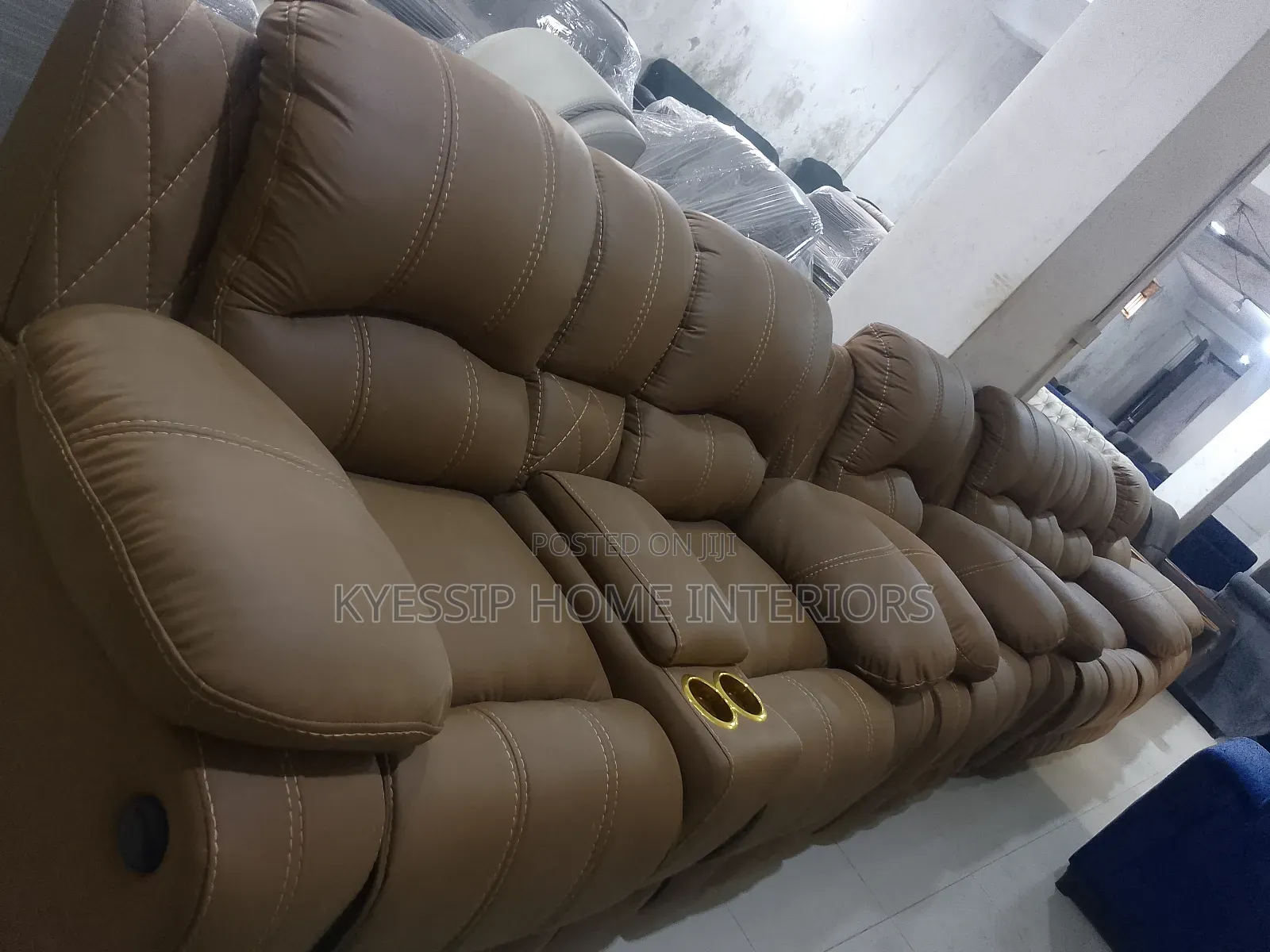 Luxurious 7 Seater Sofa Set, Pure Leather and Fibre