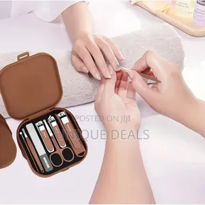 Manicure Set 8 in 1 Nail Clipper Set,Redflow Nail Clippers