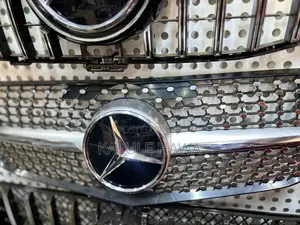 Mercedes Grille
