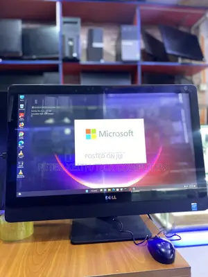 Dell OptiPlex 7000 7410 All-in-One 8GB Intel Core i5 HDD 500GB