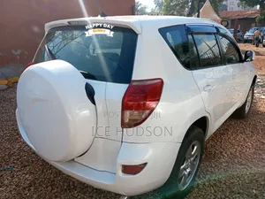 Toyota RAV4 2008 White