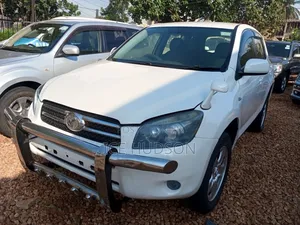Toyota RAV4 2008 White
