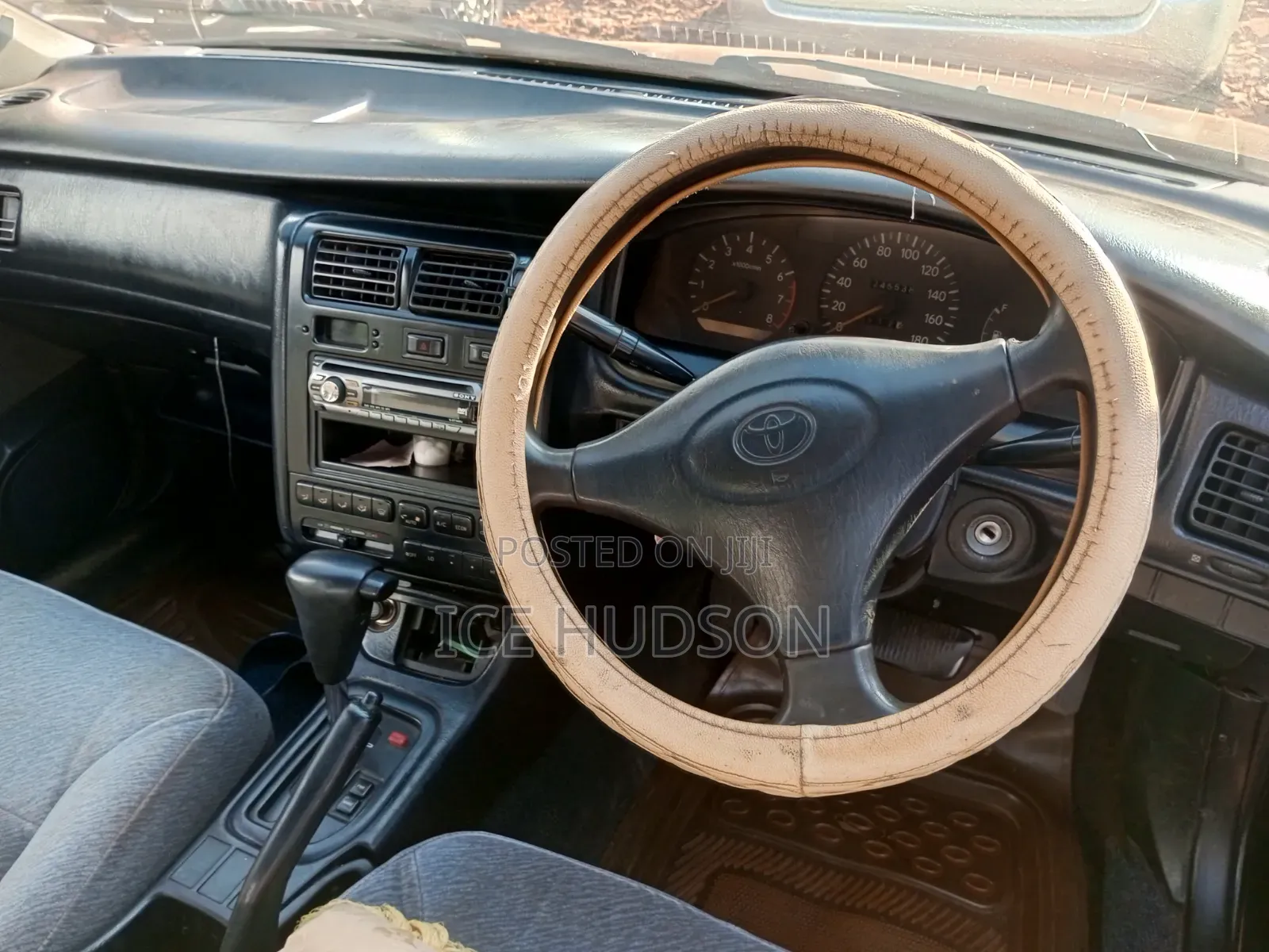 Toyota Corona 1996 Black