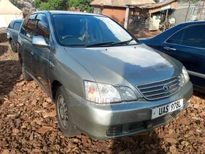 Toyota Gaia 1999 Silver