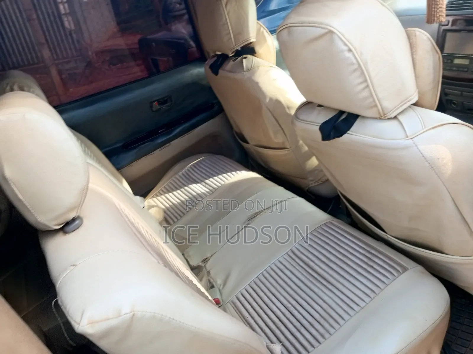 Toyota Gaia 1999 Silver