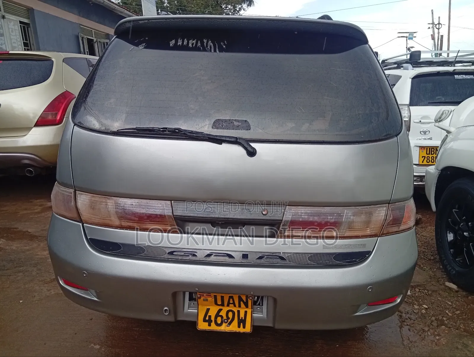 Toyota Gaia 2003 Silver