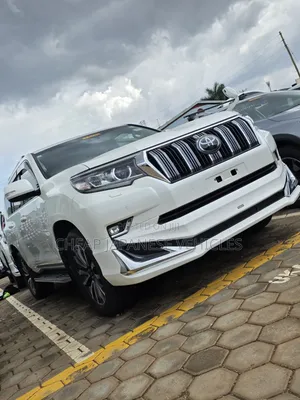 Toyota Land Cruiser Prado 2.8 2019 Pearl
