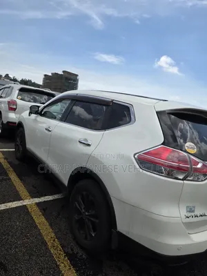 Nissan X-Trail 2.0 Petrol AWD 2017 White