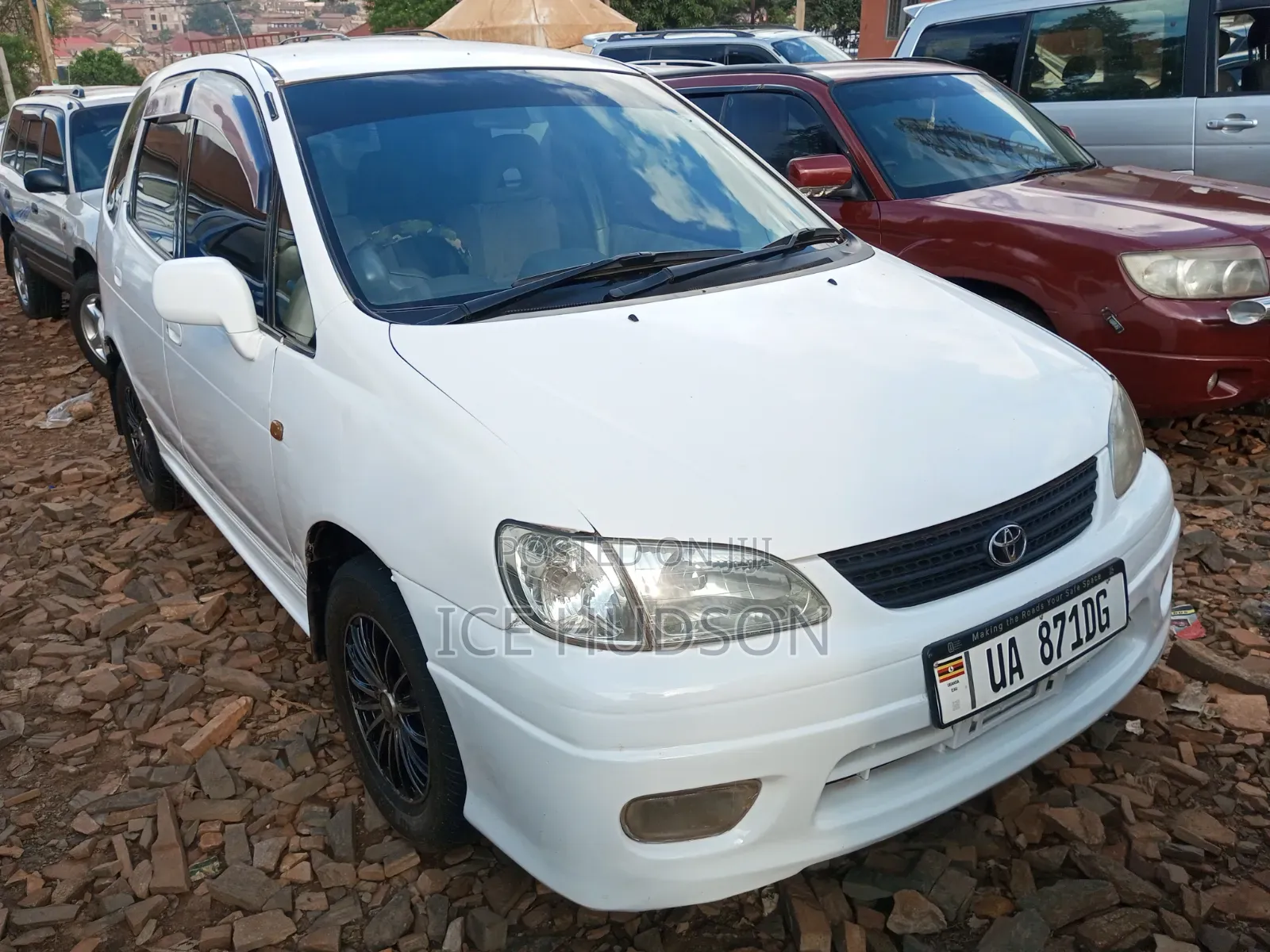 Toyota Corolla Spacio 2000 White