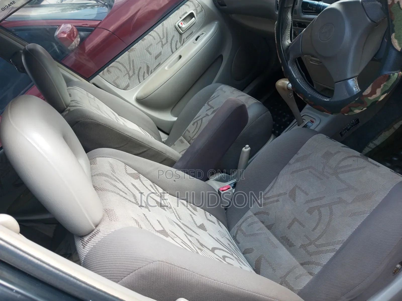 Toyota Corolla Spacio 2000 White