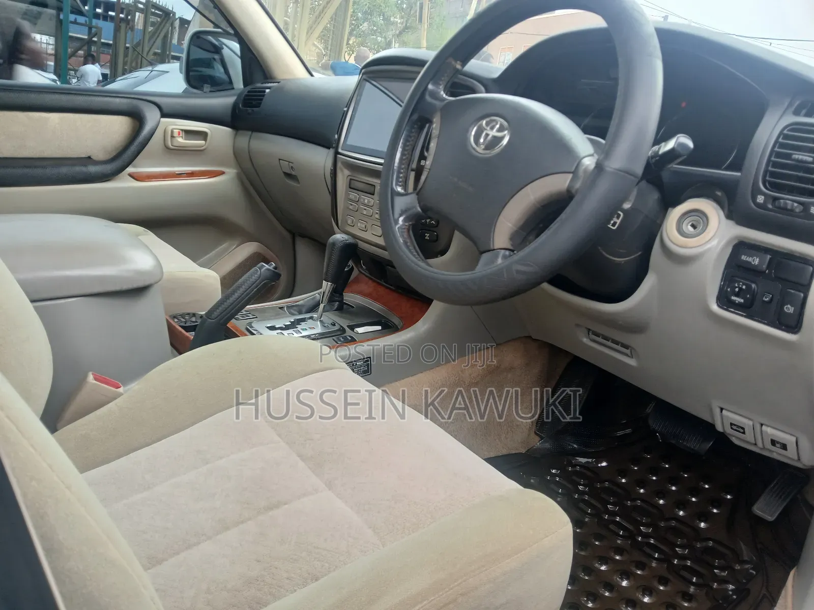 Toyota Land Cruiser 2006 White