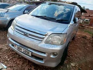 Toyota Noah 2007 Silver