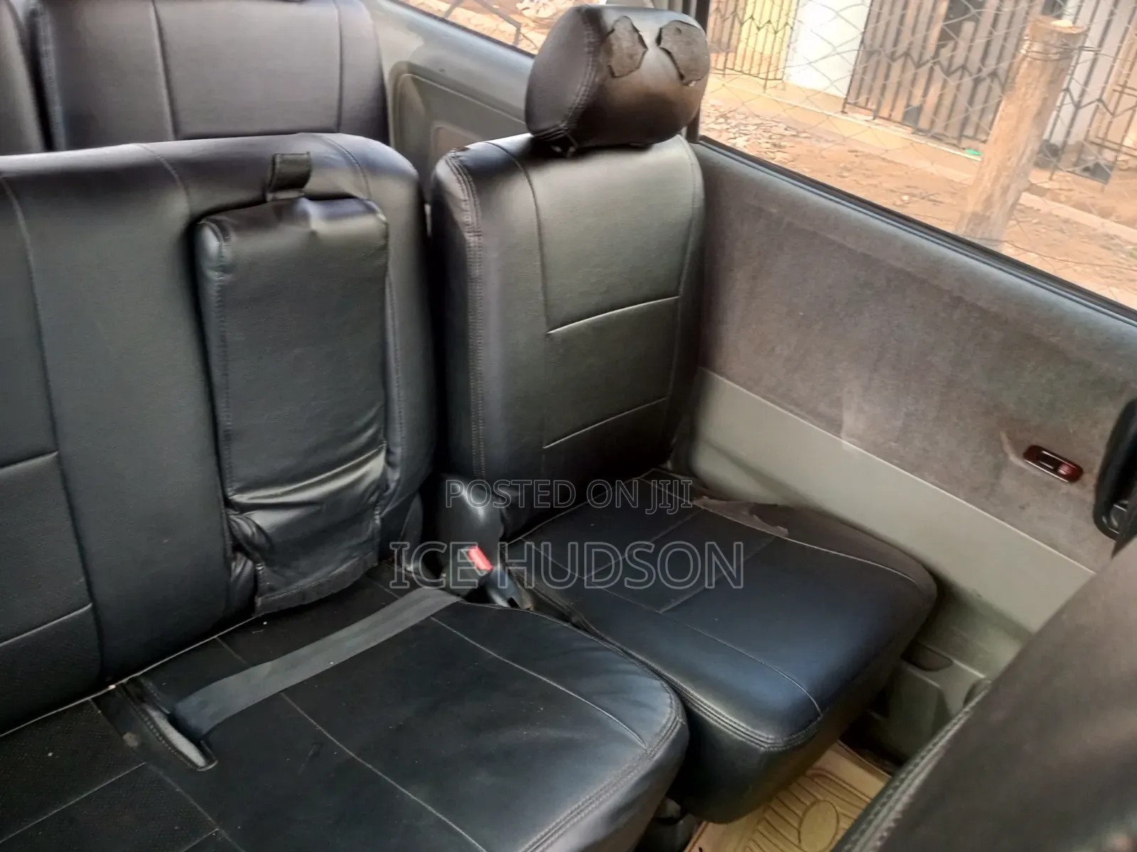 Toyota Noah 2007 Silver