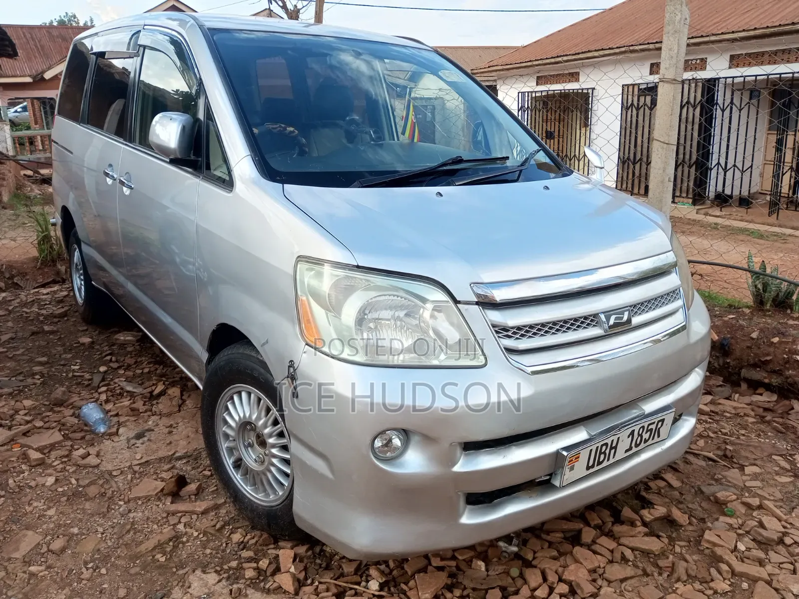 Toyota Noah 2007 Silver
