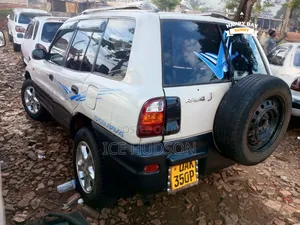 Toyota RAV4 Cabriolet 1998 White