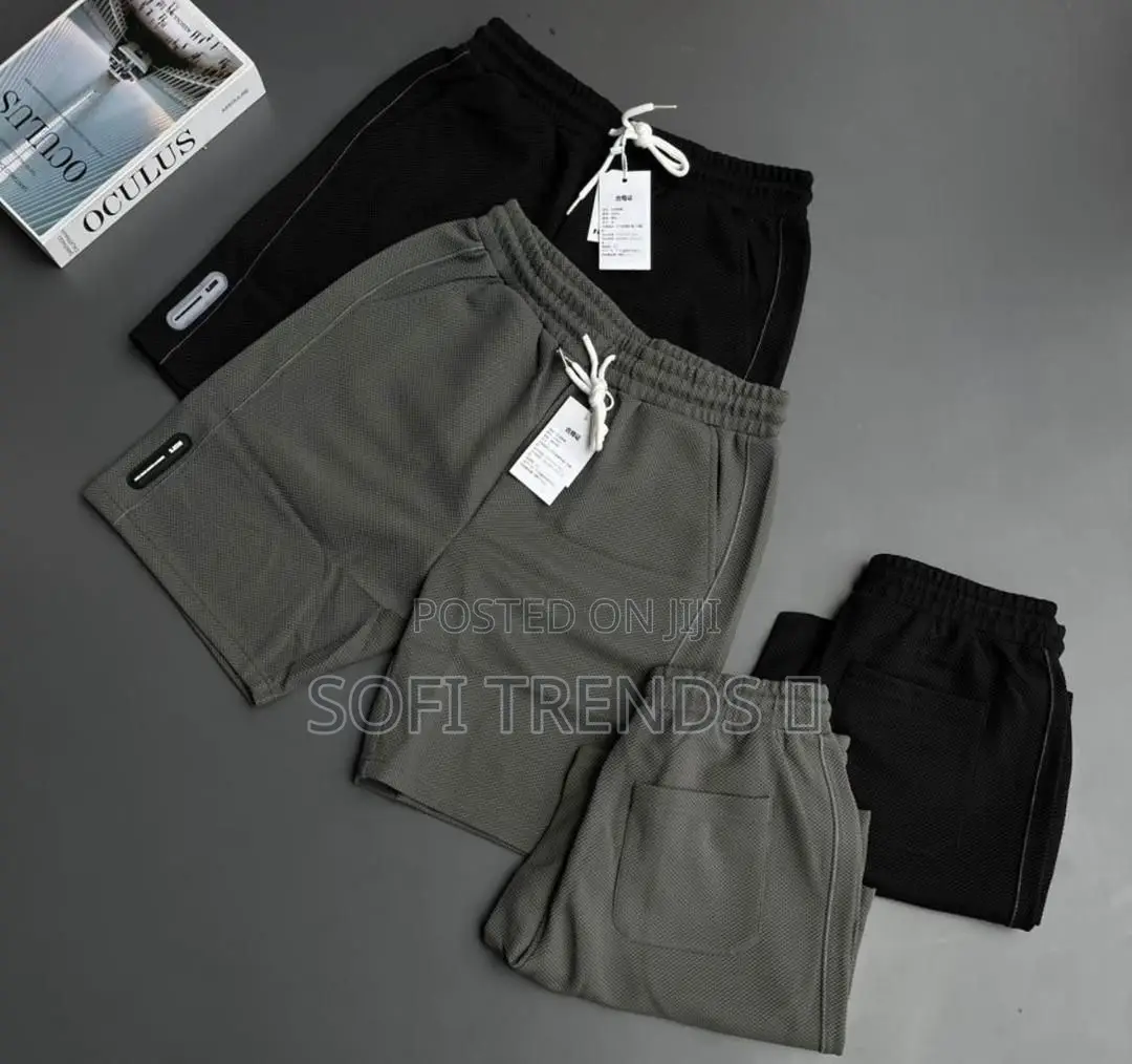 Gents Pocketed Shorts