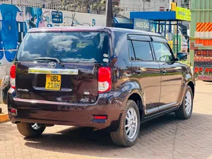 Toyota Rumion 1.5 FWD 2021 Maroon