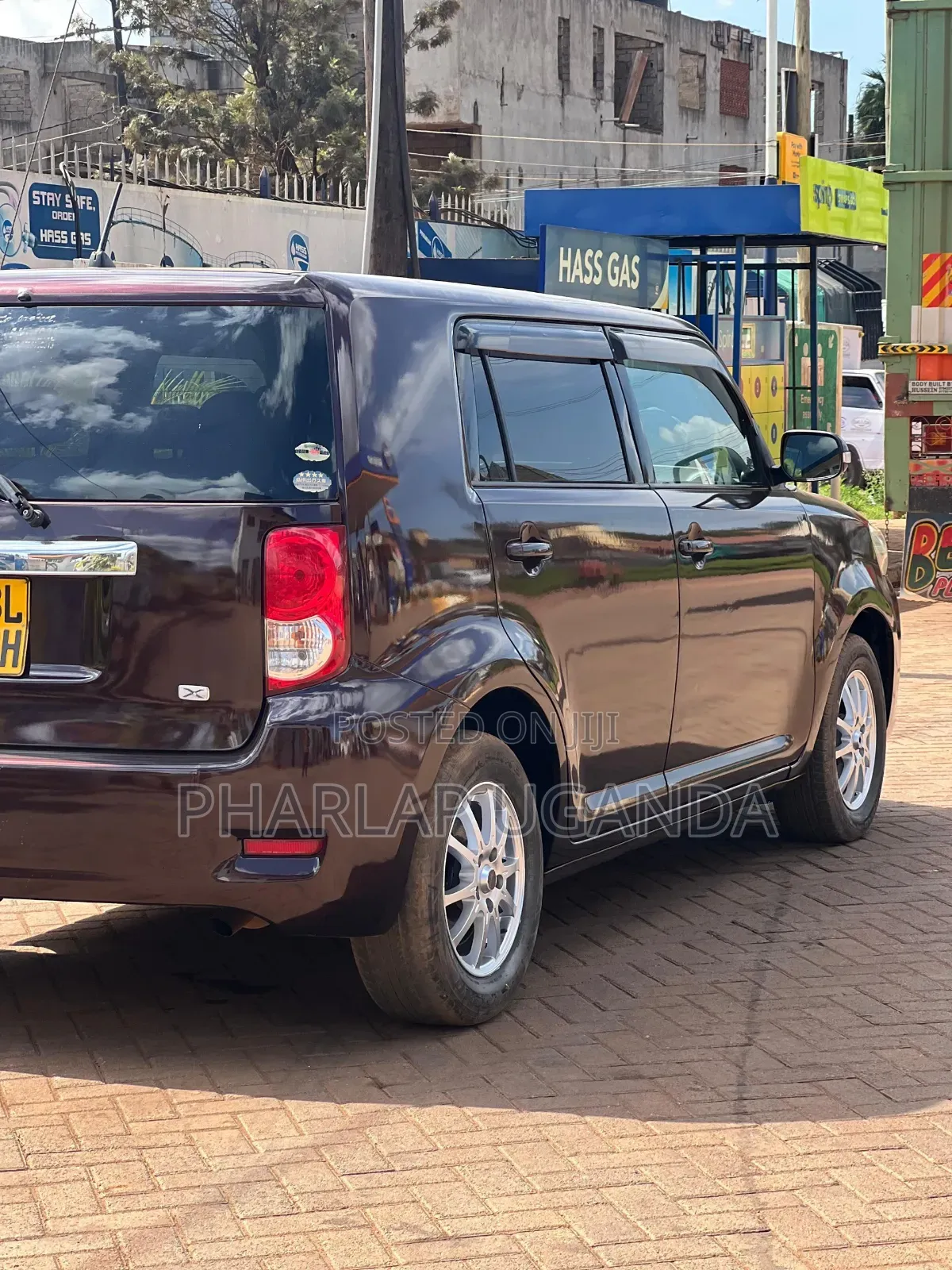 Toyota Rumion 1.5 FWD 2021 Maroon