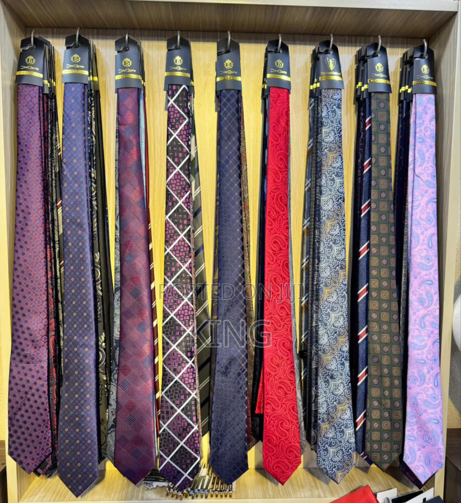 Elegant Tie Style Tie