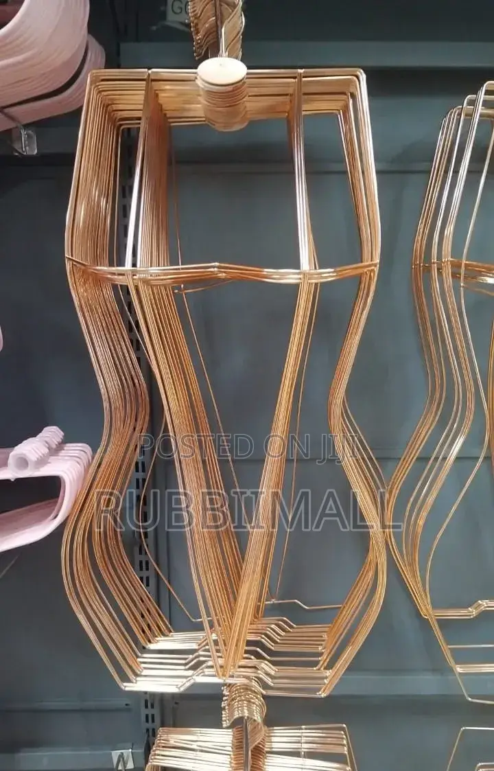 Body Shape Hanger
