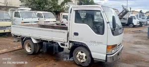 Isuzu Elf New Model Short