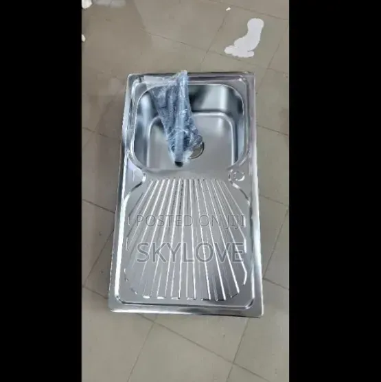 Single Bowl Stainless Kitchen Sink With Drainer Inset Brand New