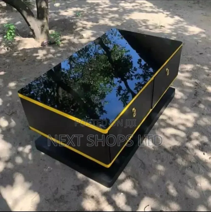 Centre Tables/Classic Center Table/Center Tables/Centre/Coffee Table1a