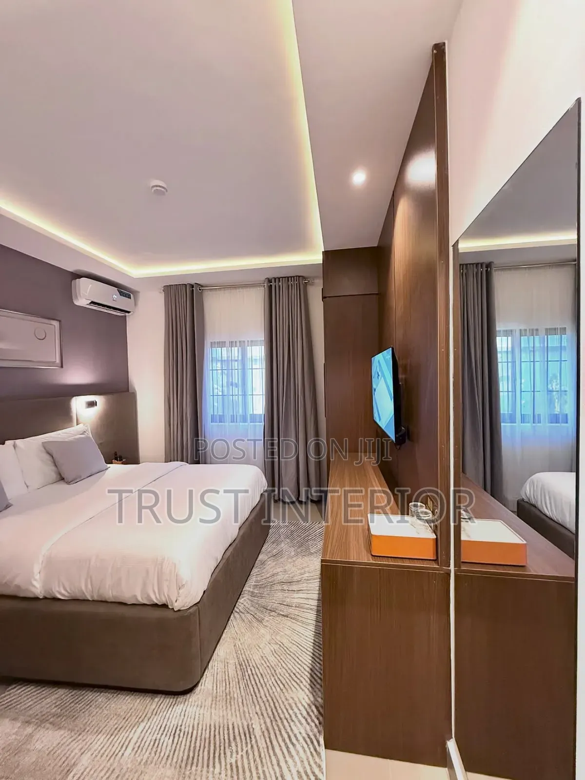 Bulkade Ceiling 5543
