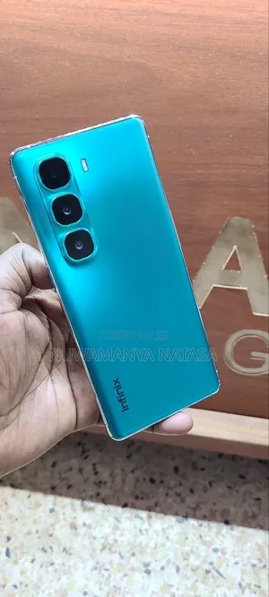 Infinix Hot 60 Pro+ 128 GB Blue
