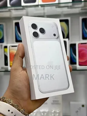 New Apple iPhone 17 Pro Max 256 GB Silver
