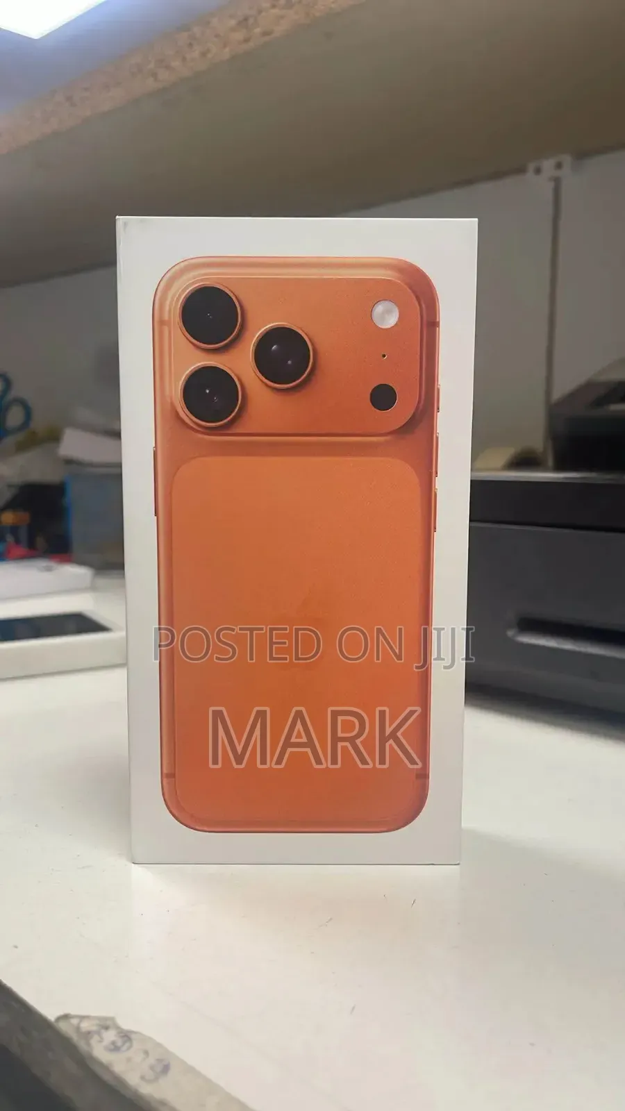 New Apple iPhone 17 Pro Max 256 GB Orange