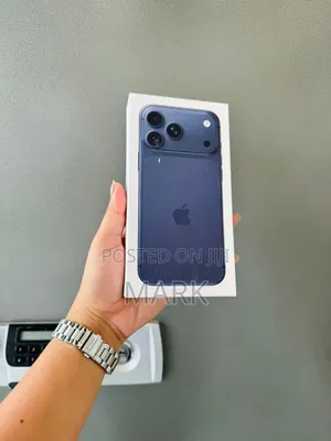 New Apple iPhone 17 Pro Max 256 GB Blue