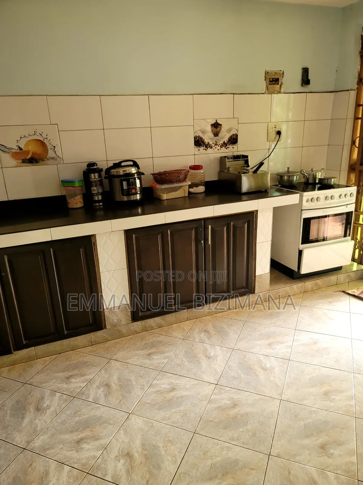 Furnished 4bdrm House in Kajansi, Central Division for sale