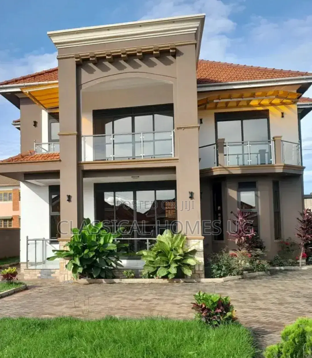 5bdrm Duplex in Kigo, Central Division for rent