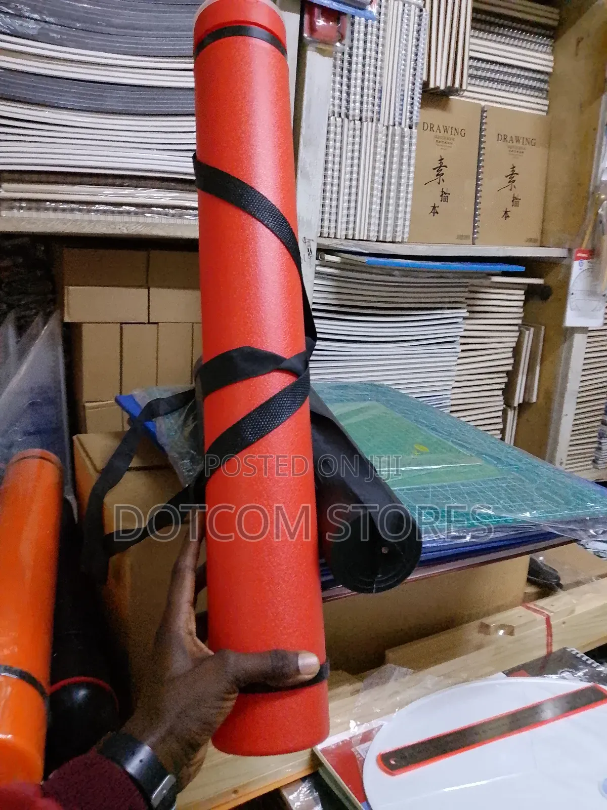 Topbathy Telescopic Painting Tube Adjustable From 16.5 to 30.3 Inches
