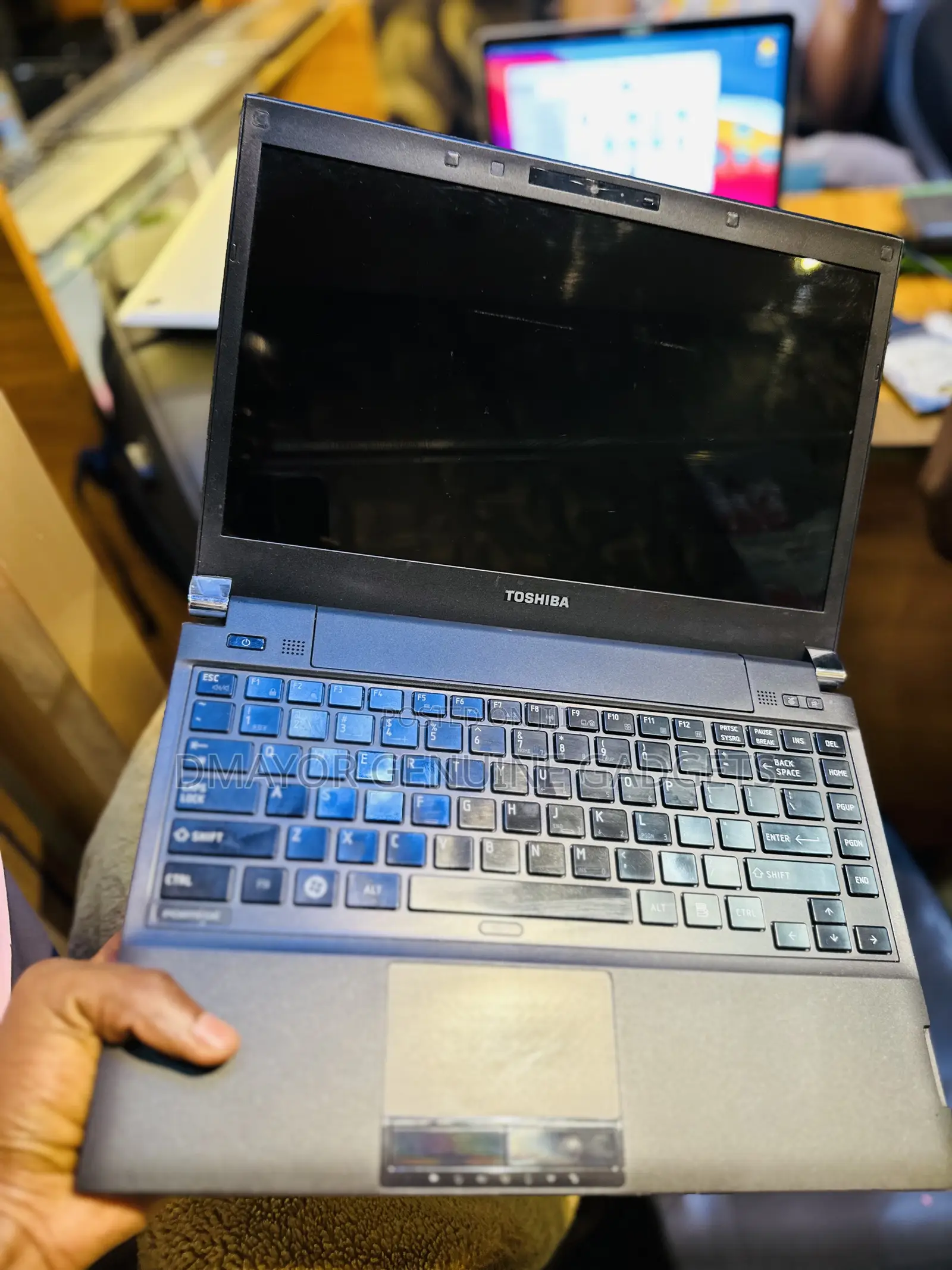 Laptop Toshiba C50 4GB Intel Celeron HDD 256GB